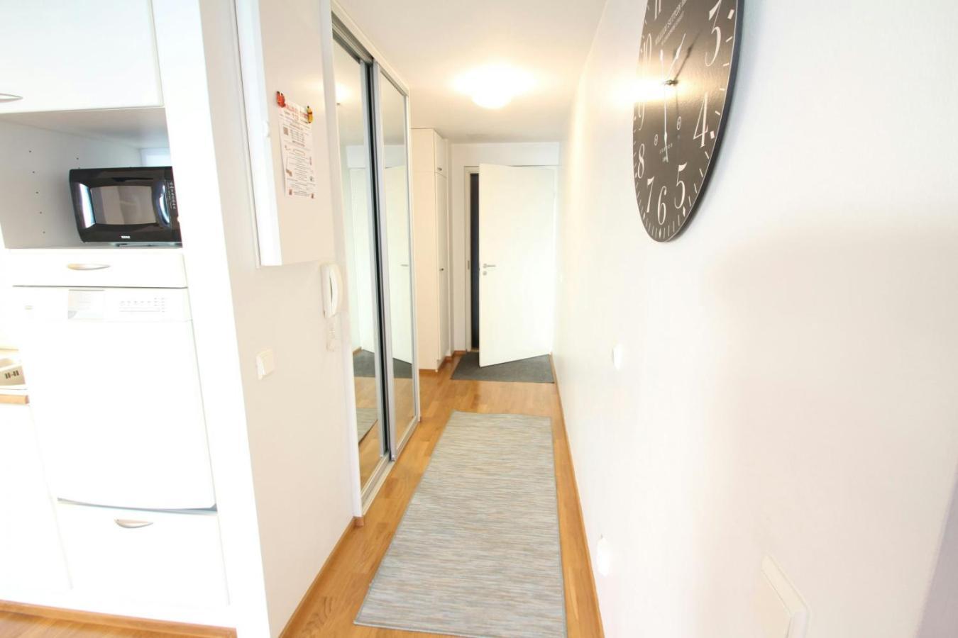 Convenient For 2 In Vuosaari Helsinki